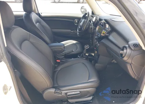 2018 Mini Hardtop Cooper/Oxford Edition из США, поврежденный, VIN WMWXP5C58J3C65621